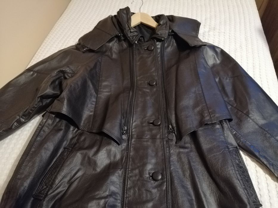 Damski płaszcz skórzany