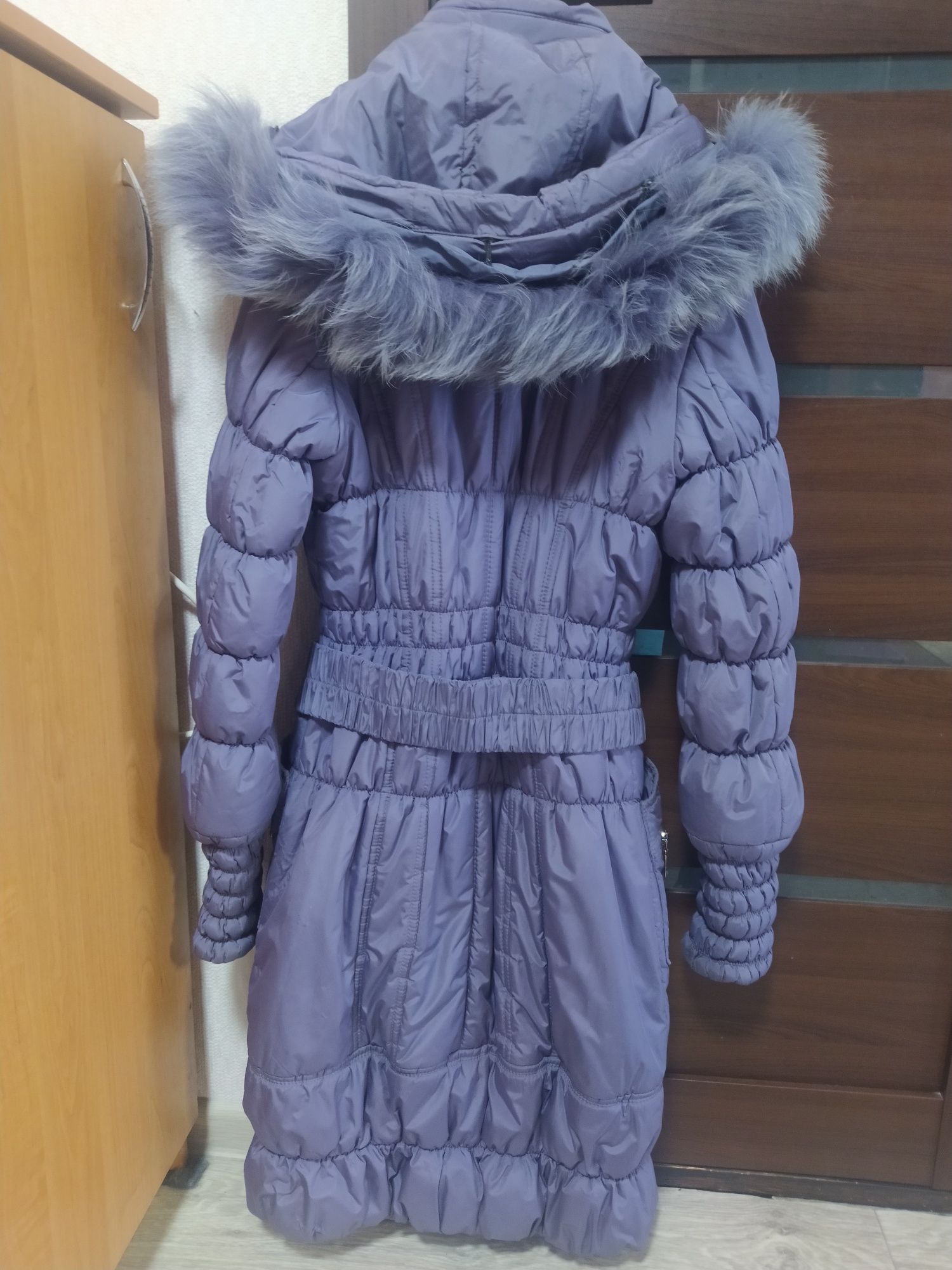 Продам зимове жіноче пальто New very