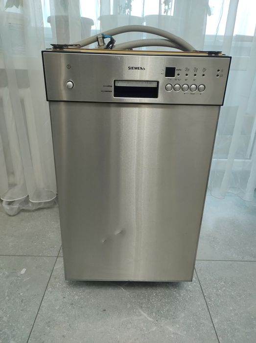 Посудомийна машина SIEMENS 45 см.
