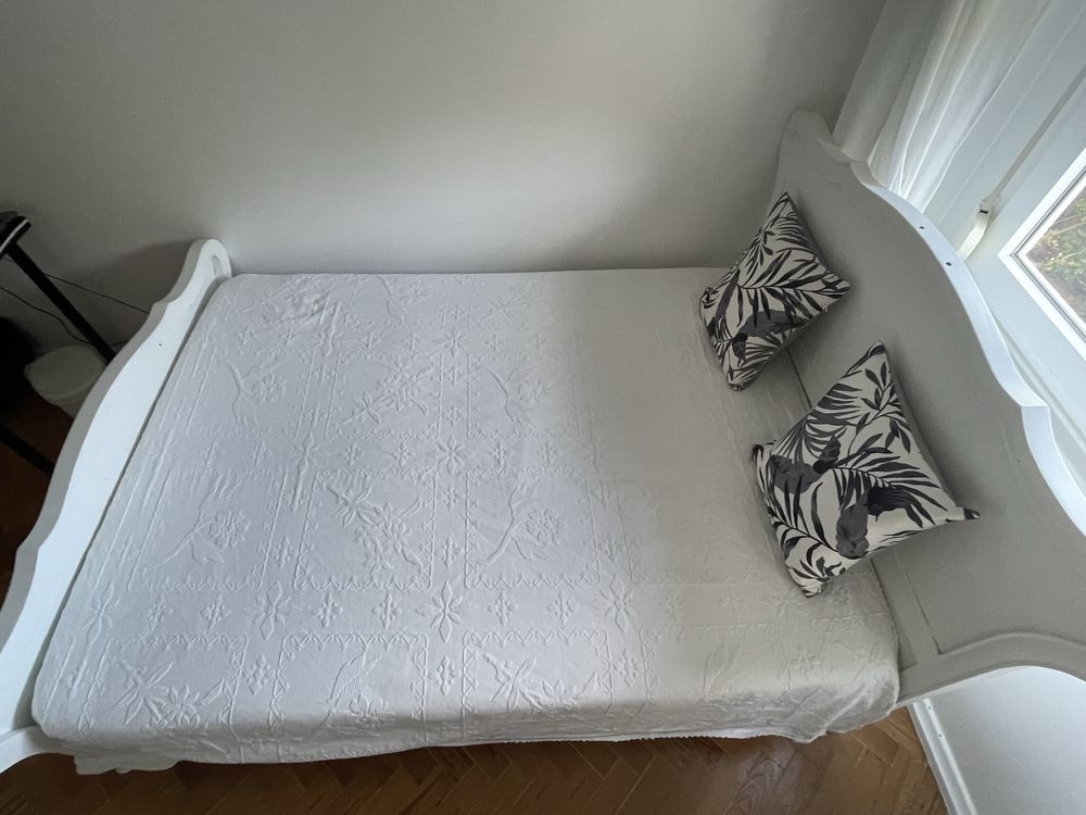 Estrutura de cama de casal