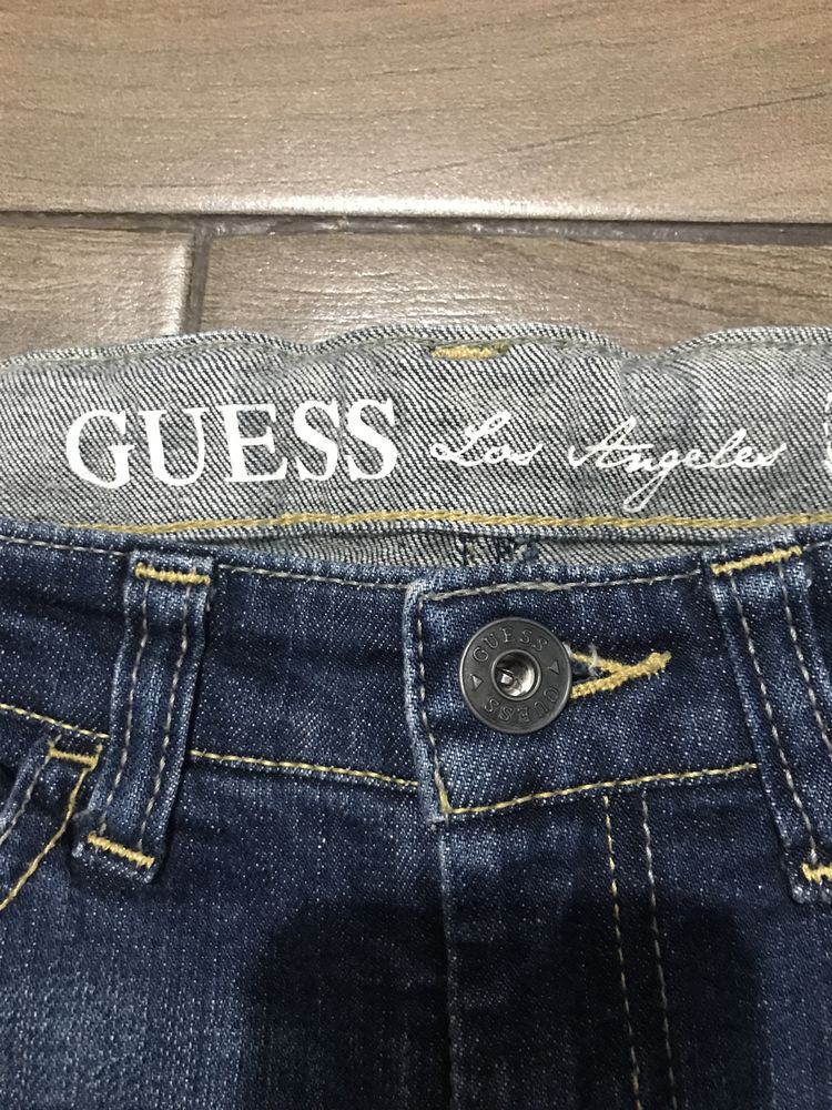 Джинси GUESS