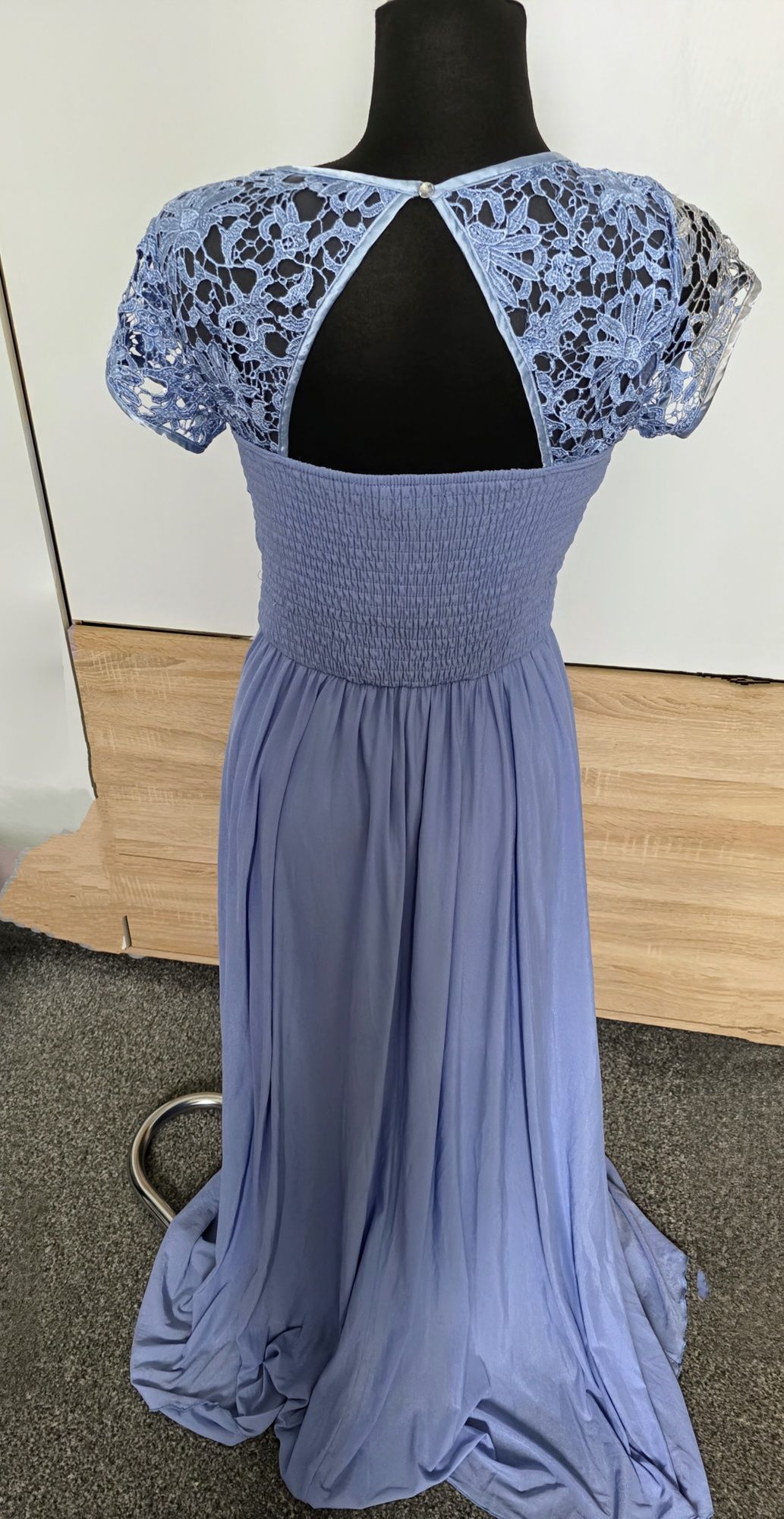 Elegancka Sukienka