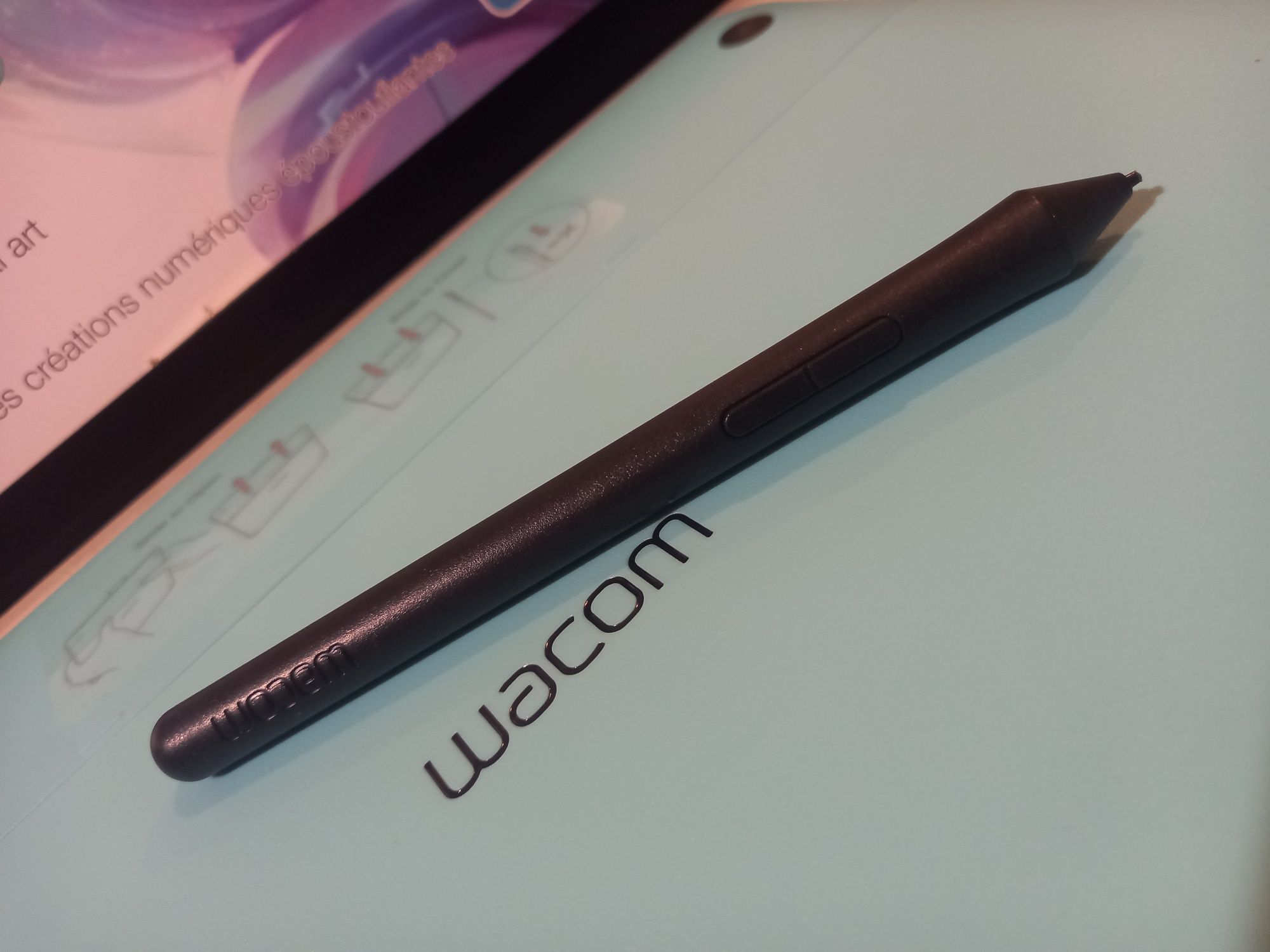 Tablet graficzny Wacom Intuos Art jak nowy w pudełku