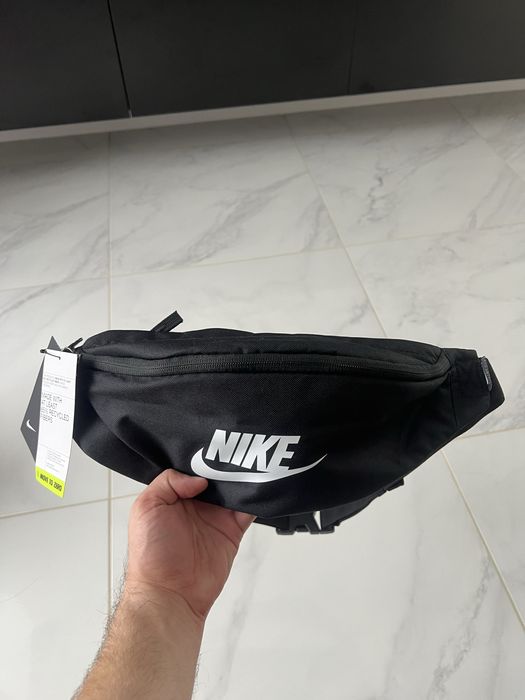 Сумка Nike Heritage Waist Pack DB0490-010