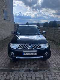 Mitsubishi L2.00 2011 rok 2.5L