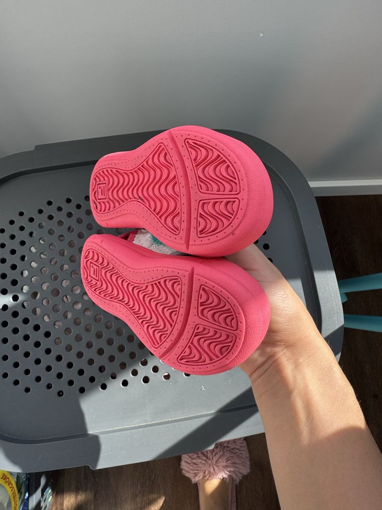 Продам дитячі босоніжки - сандалі FILA AQUA KD 24 розміру
