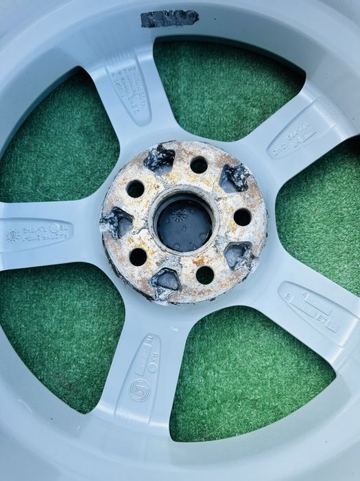 Диски 5/105 R17 Opel Alutec Germany 7J ET-38