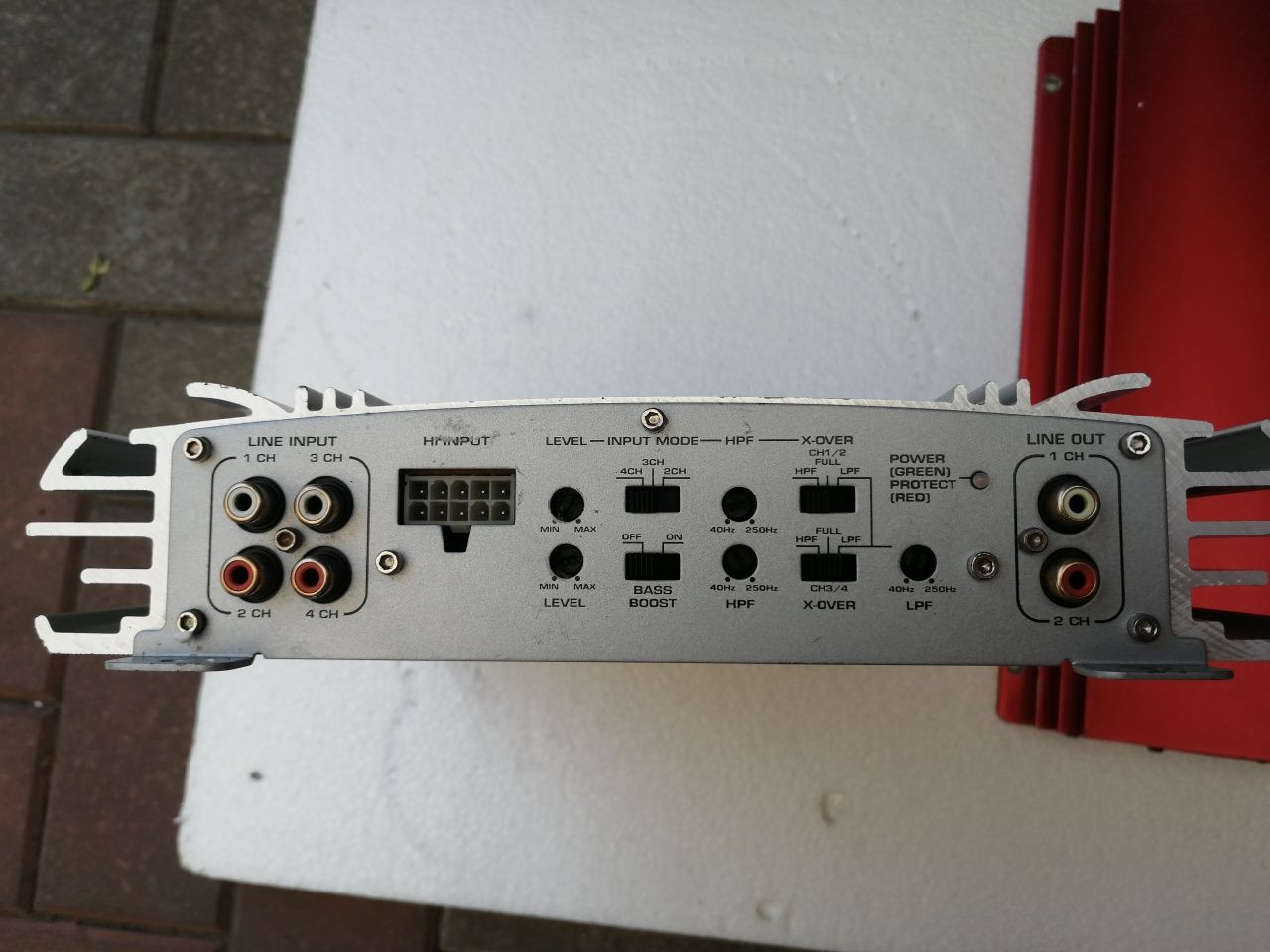 Усилитель Sony Renegade