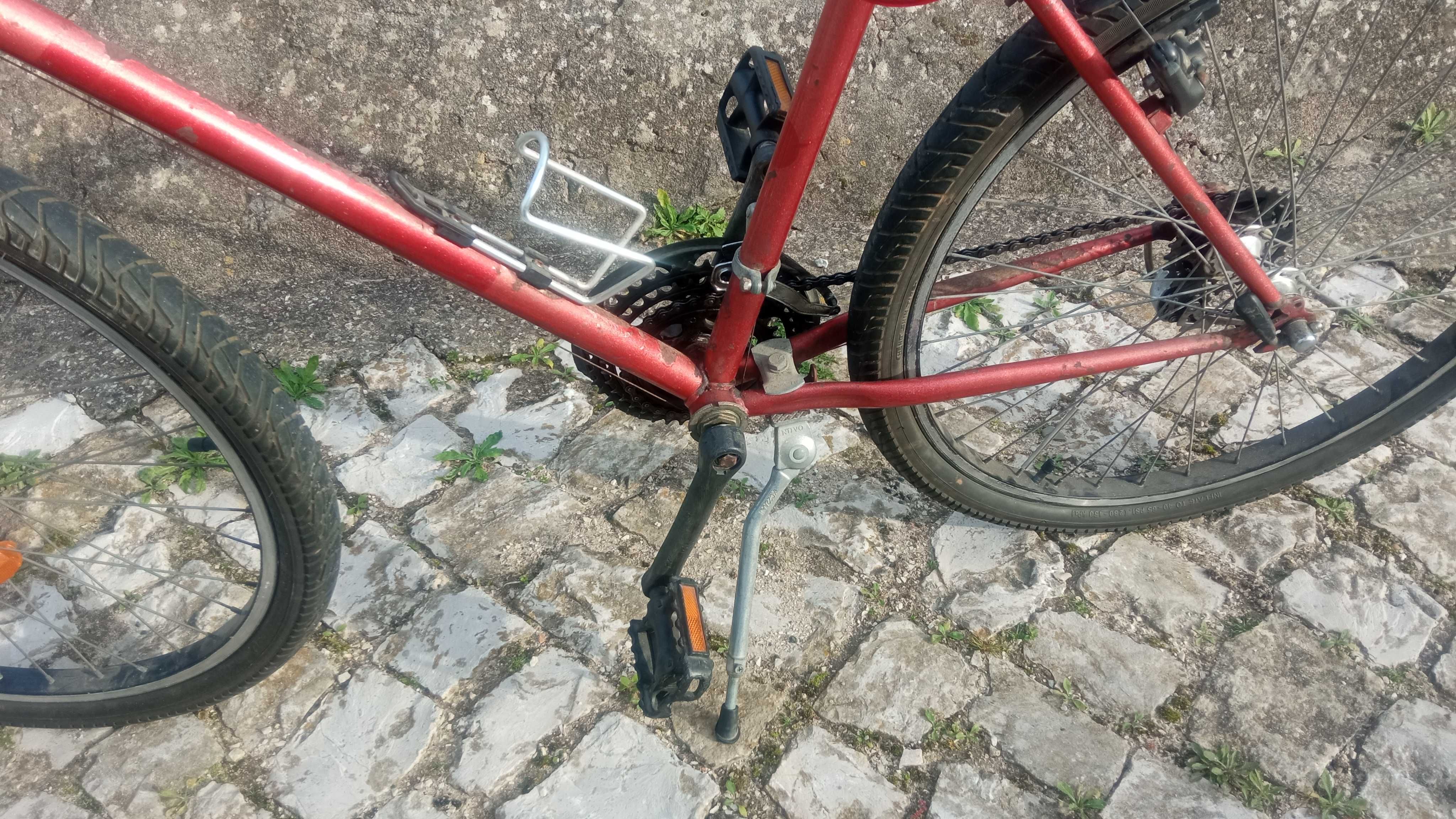 Bicicleta usada (roda 26)