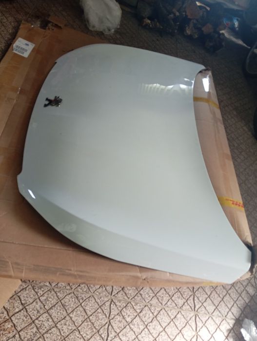 LER ANÚNCIO! Capô branco Peugeot
