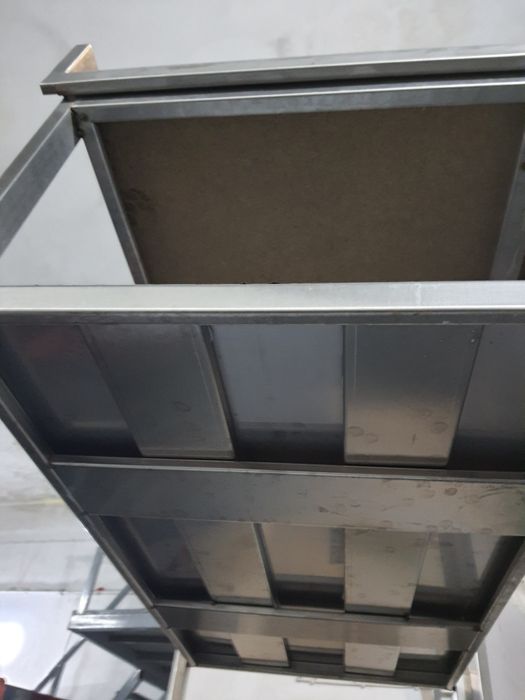 Escaparate Bancada em inox reforçado