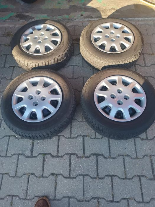 Felgi stalowe R14 z oponami honda civic