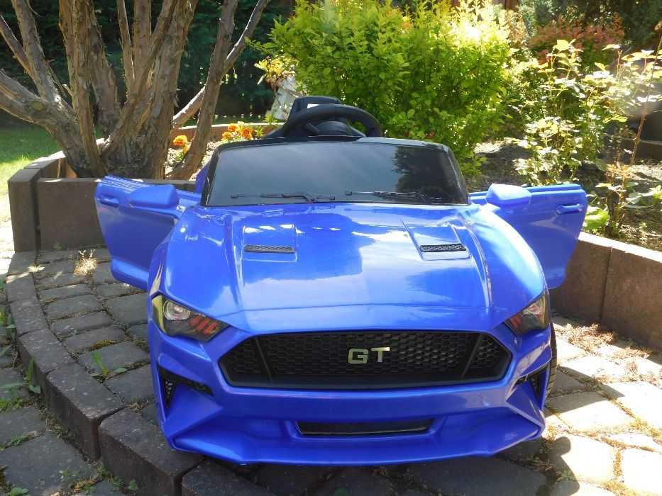 JAREX Autko Samochód na akumulator Mustang GT + pilot