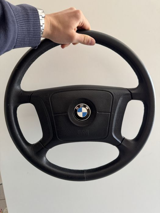 Volante BMW E34 Original