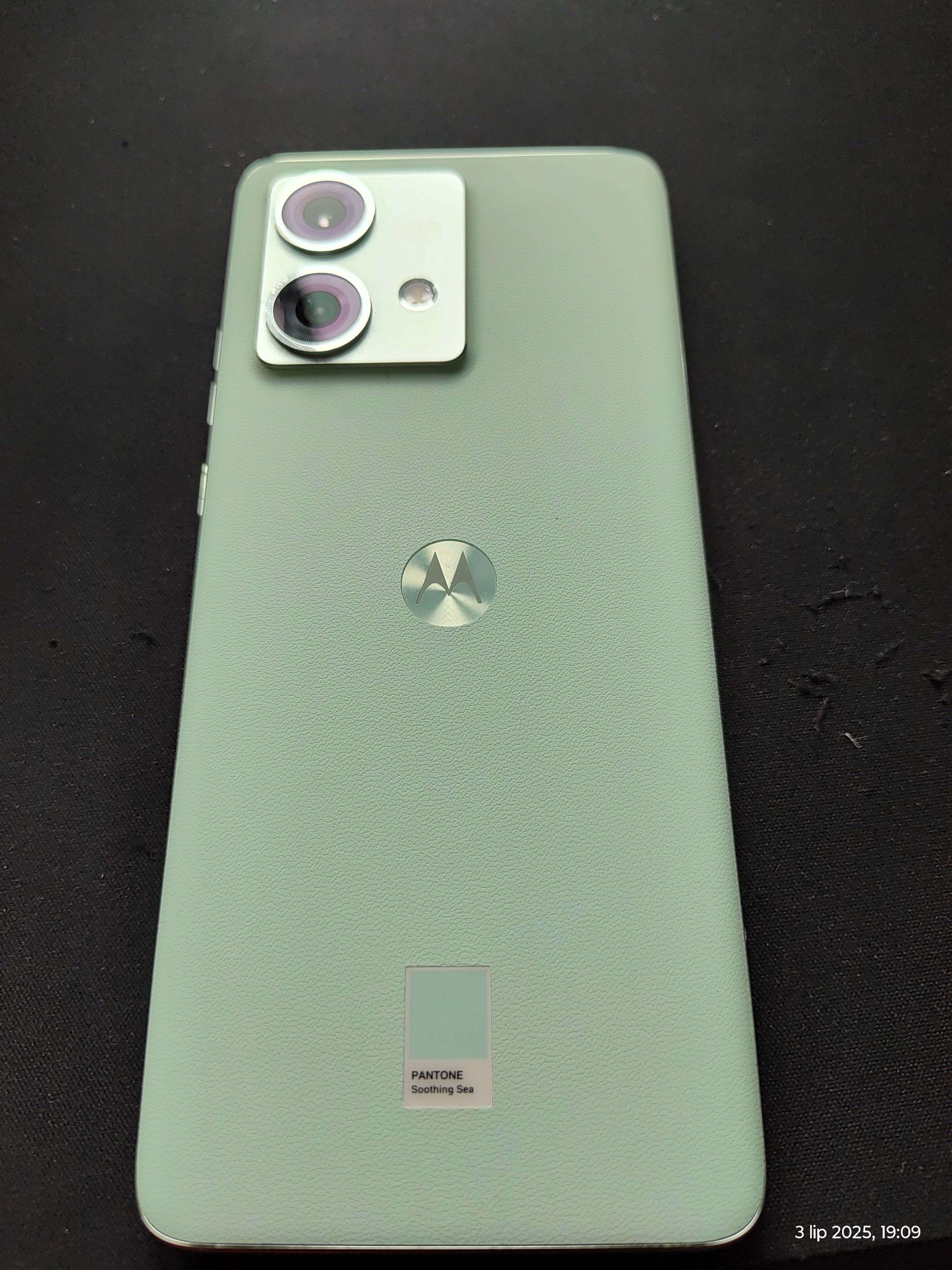 Motorola edge 40  256GB. NA gwarancji.