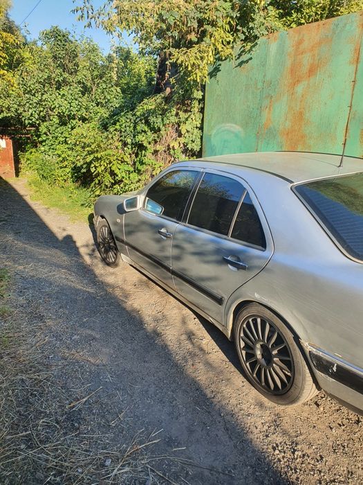 Продам Mersedes w210 2.0 1998року