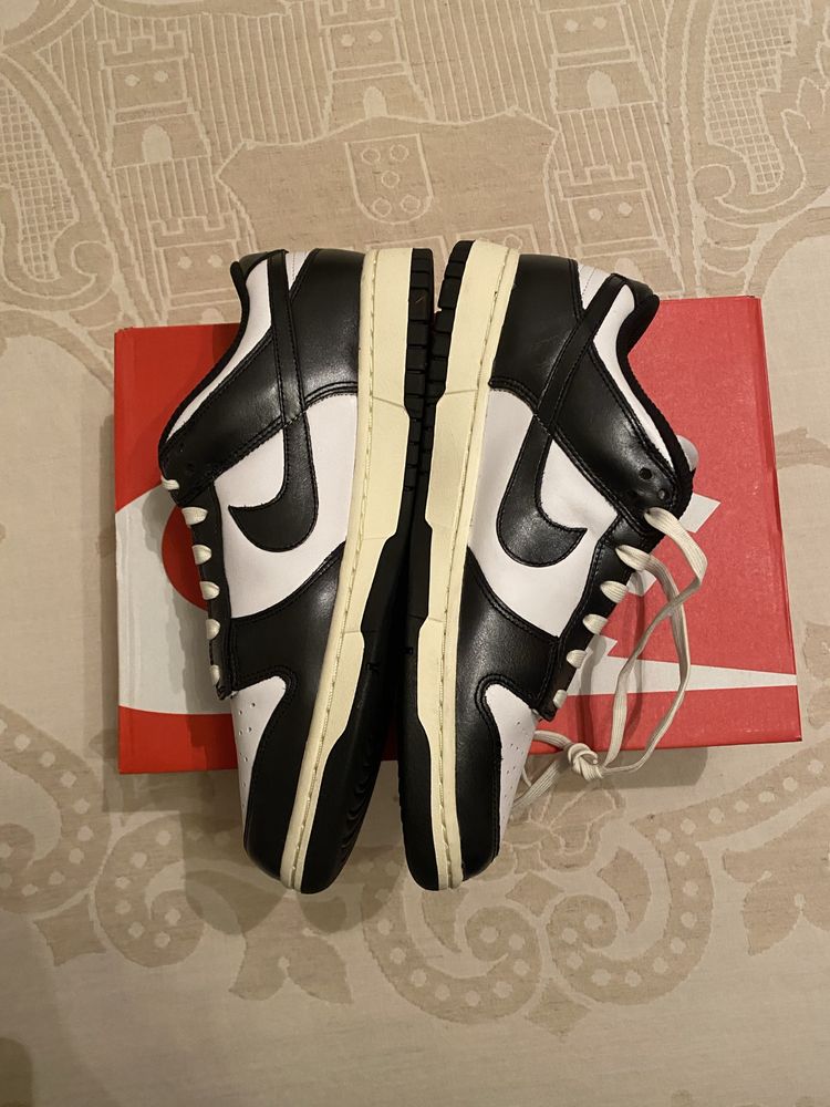 Nike Dunk Low Premium