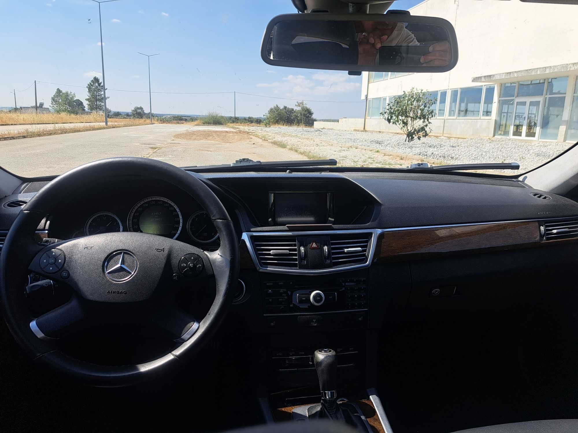 Mercedes-Benz E 200  BlueEfficienny - 10