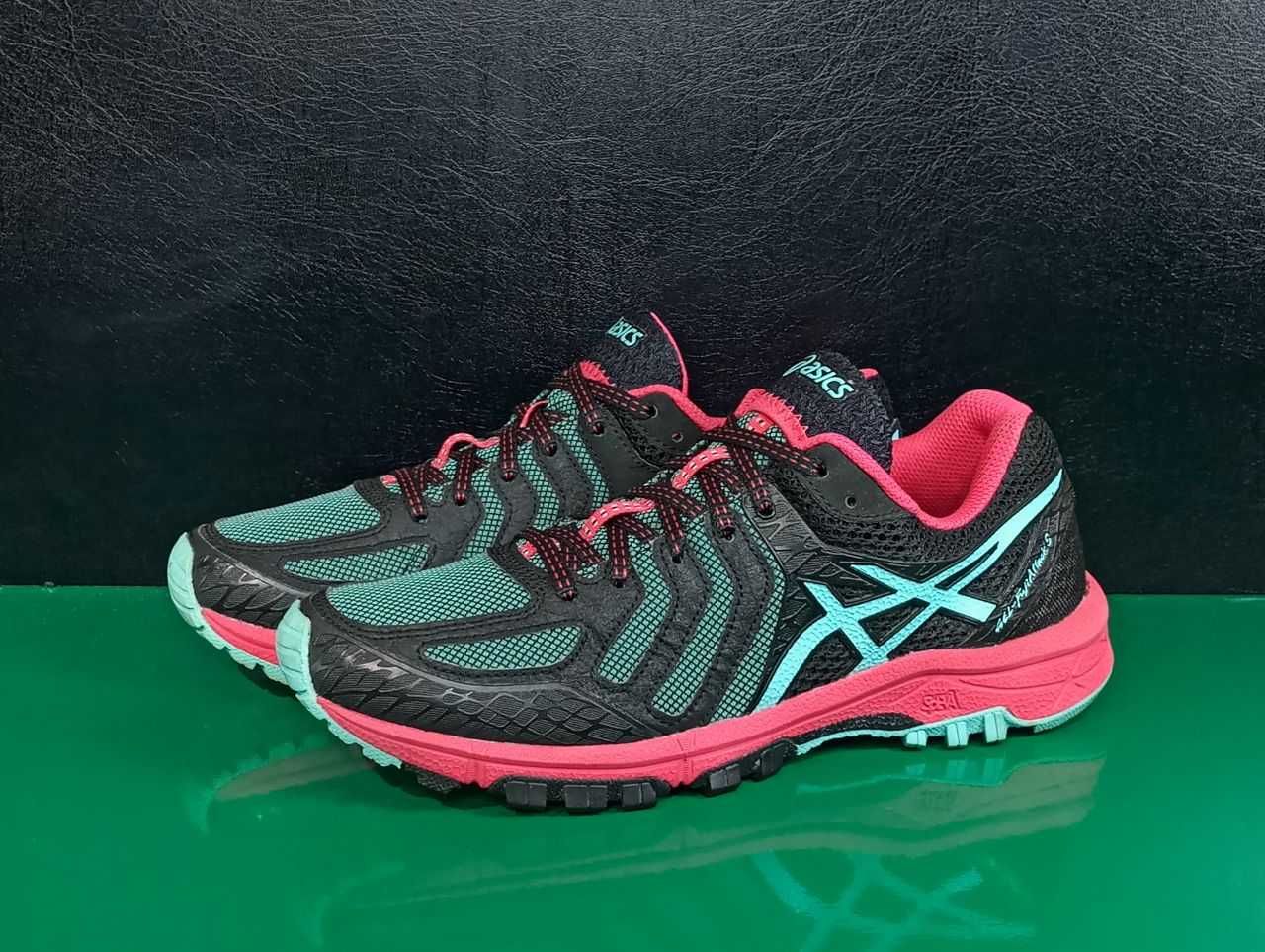 Беговые женские кроссовки Asics GEL-FUJIATTACK 5 Оригинал