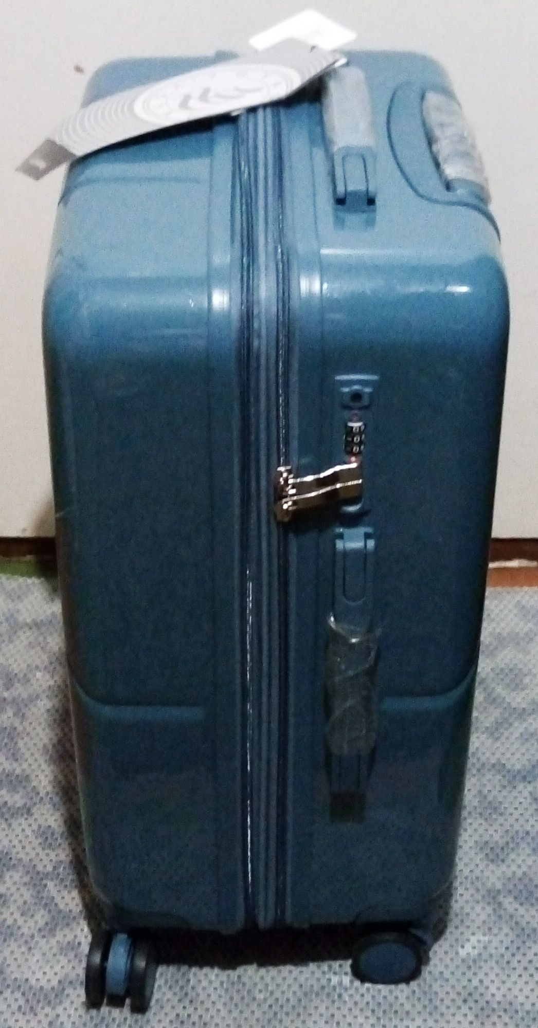 Валіза 67х44х25 51 л