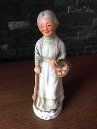 Babcia porcelanowa figurka