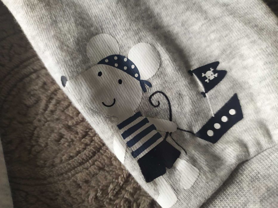 Spodnie dresowe 62 68 szare myszka pirat Lupilu bio bawełna nowe