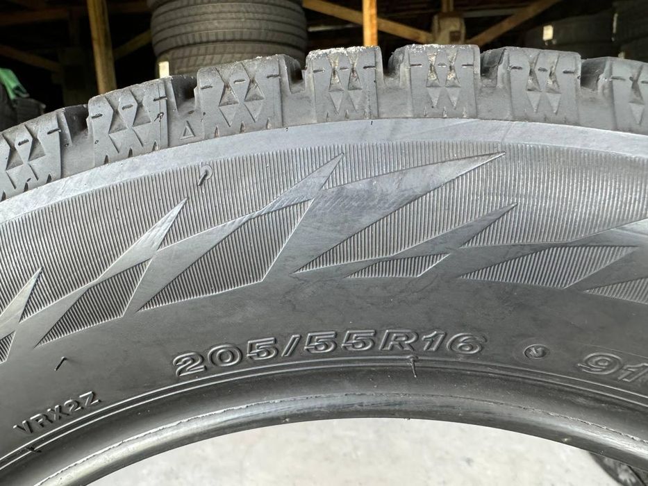 205/55 r16 bridgestone blizzak vrx2 8mm шини бу зима