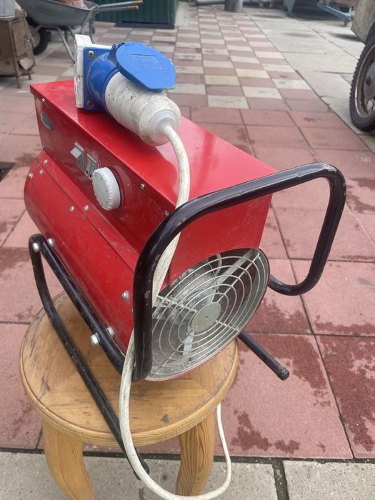 Електрична теплова гармата