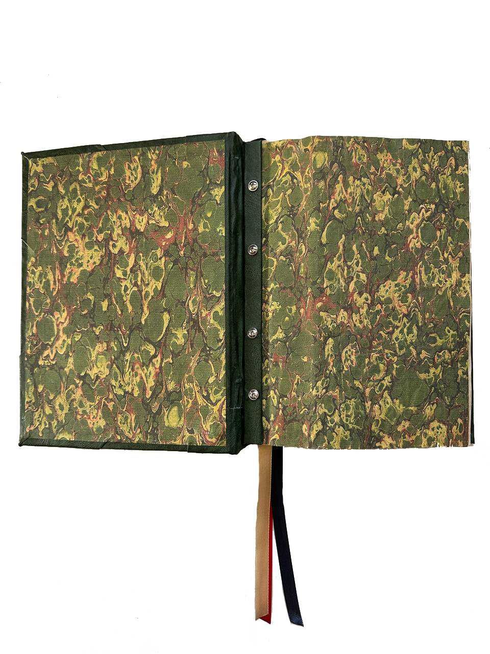 Księga Cieni, Czarodziejki (Book of Shadows)
