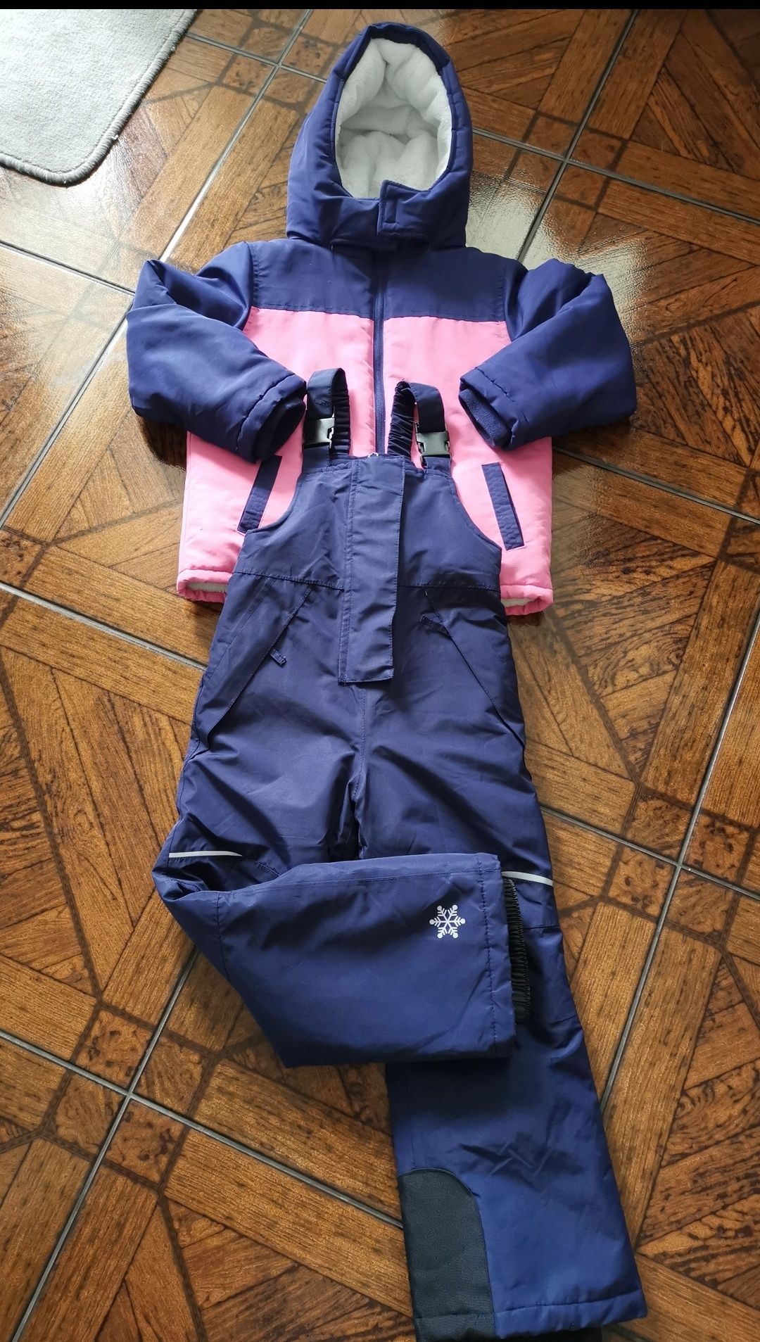 Komplet kurtka zimowa ocieplana dziewczęca i spodnie na szelkach 116