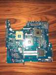 Placa-mãe usada para Sony VGN-FE31M – Defeito crónico na gráfica