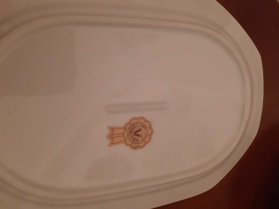 Porcelana de Limoges. Travessa e Concha decorativas.
