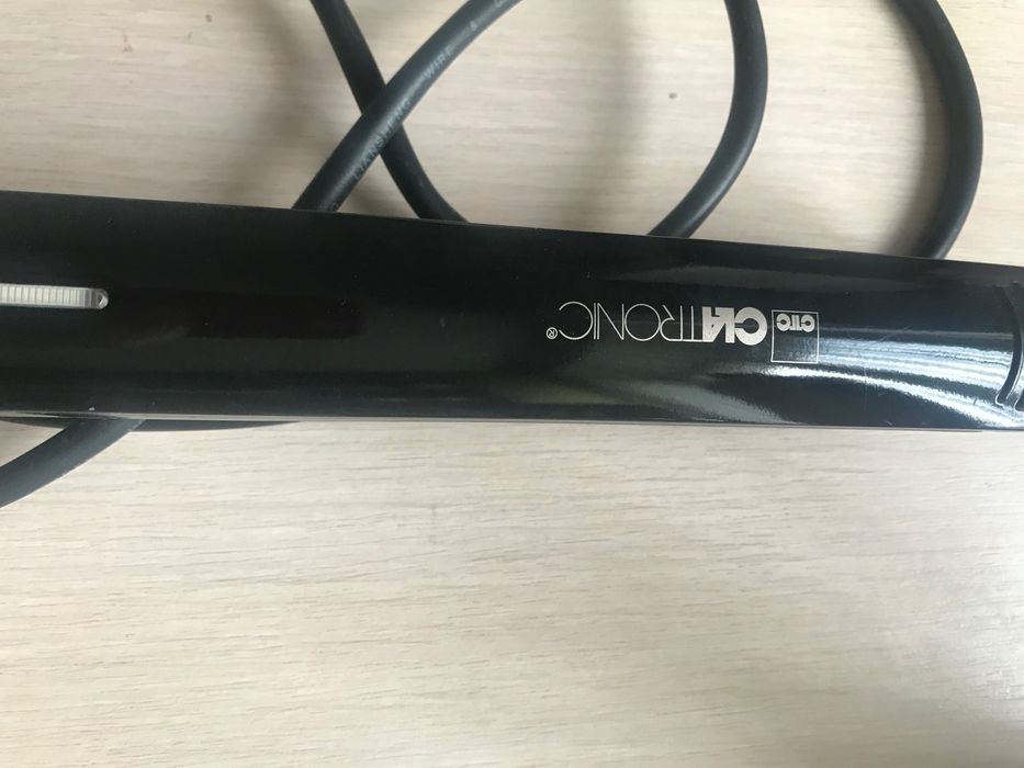 Вирівнювач праска для волосся