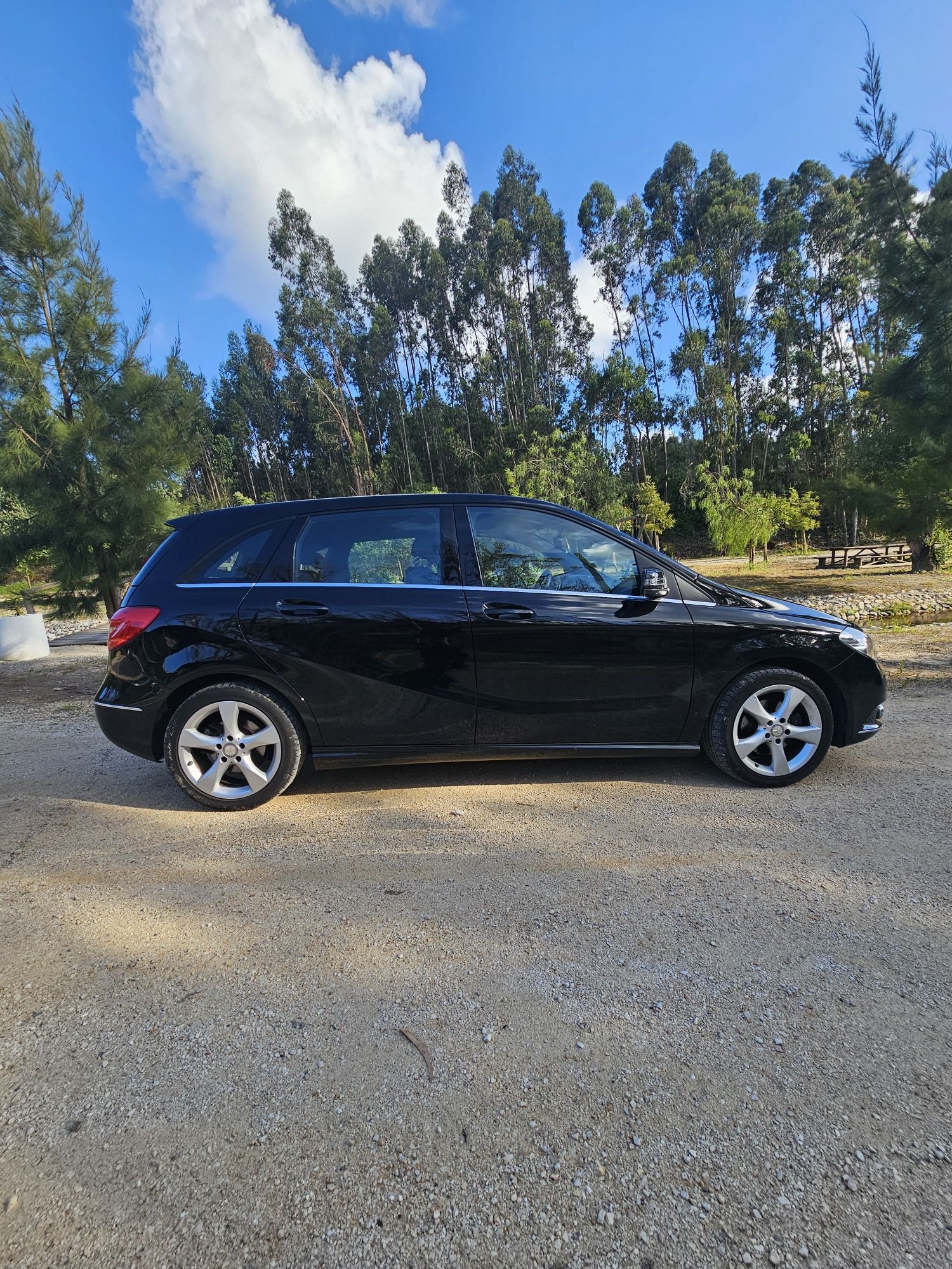 Mercedes Benz B180 | 48069km