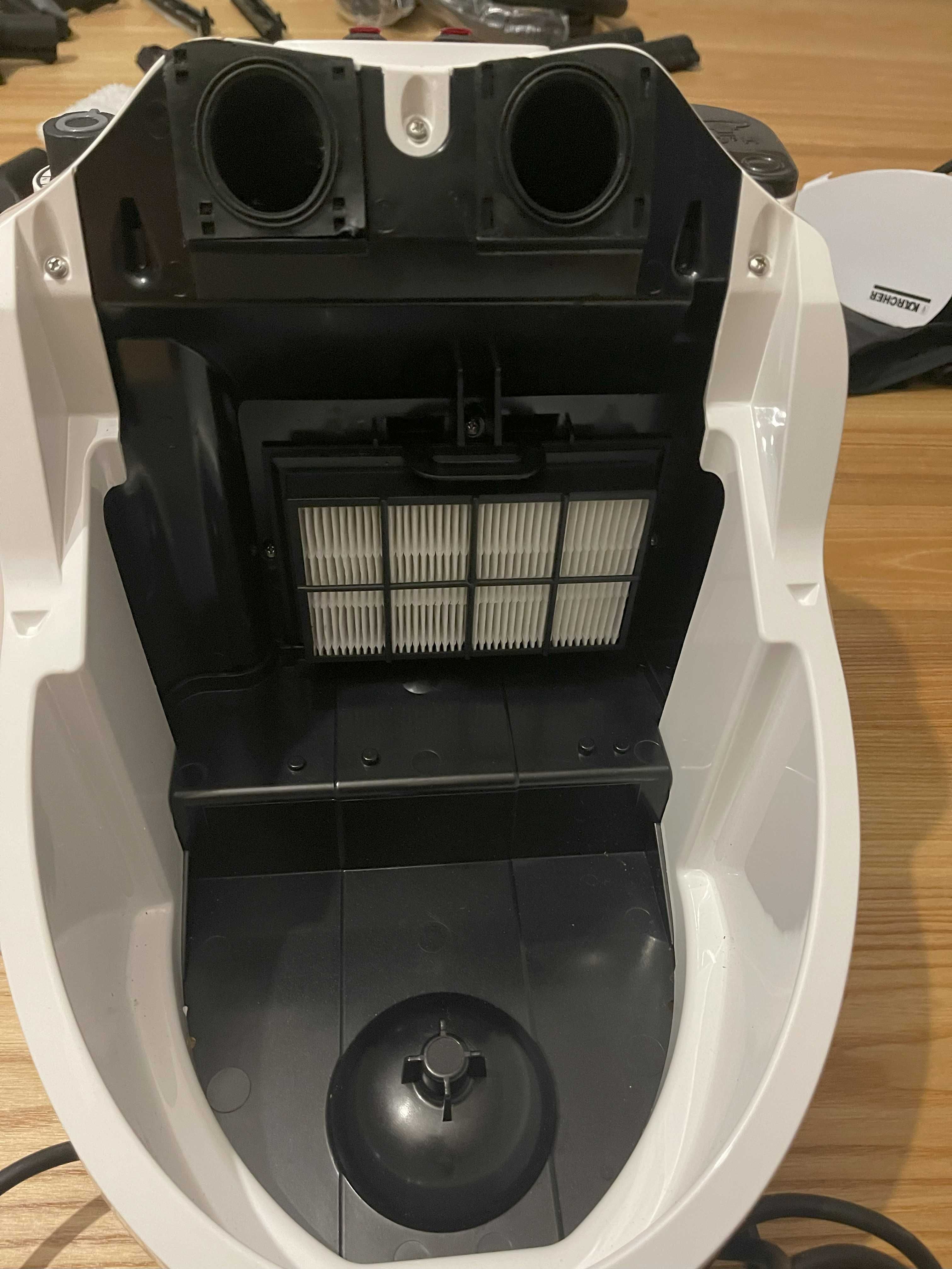 Odkurzacz parowy SV 7 HOME LINE + żelazko parowe KÄRCHER do modelu SV7