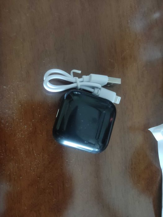 Fones Bluetooth TWS Pro 4 (NOVOS)