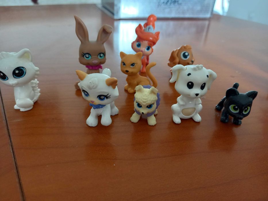 Domek plac zabaw karuzela littlest pet shop plus 4 figurki