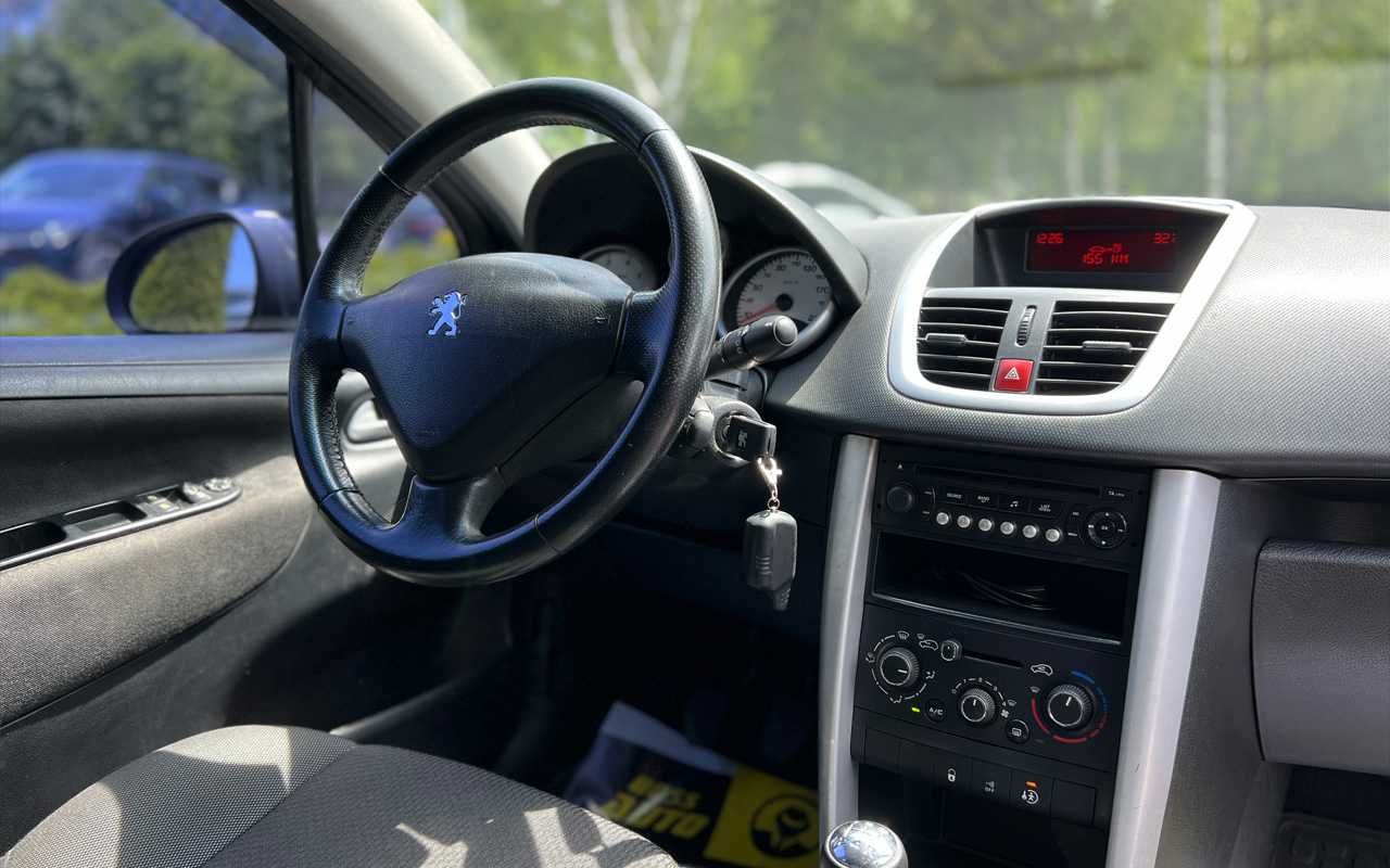 Peugeot 207 2010