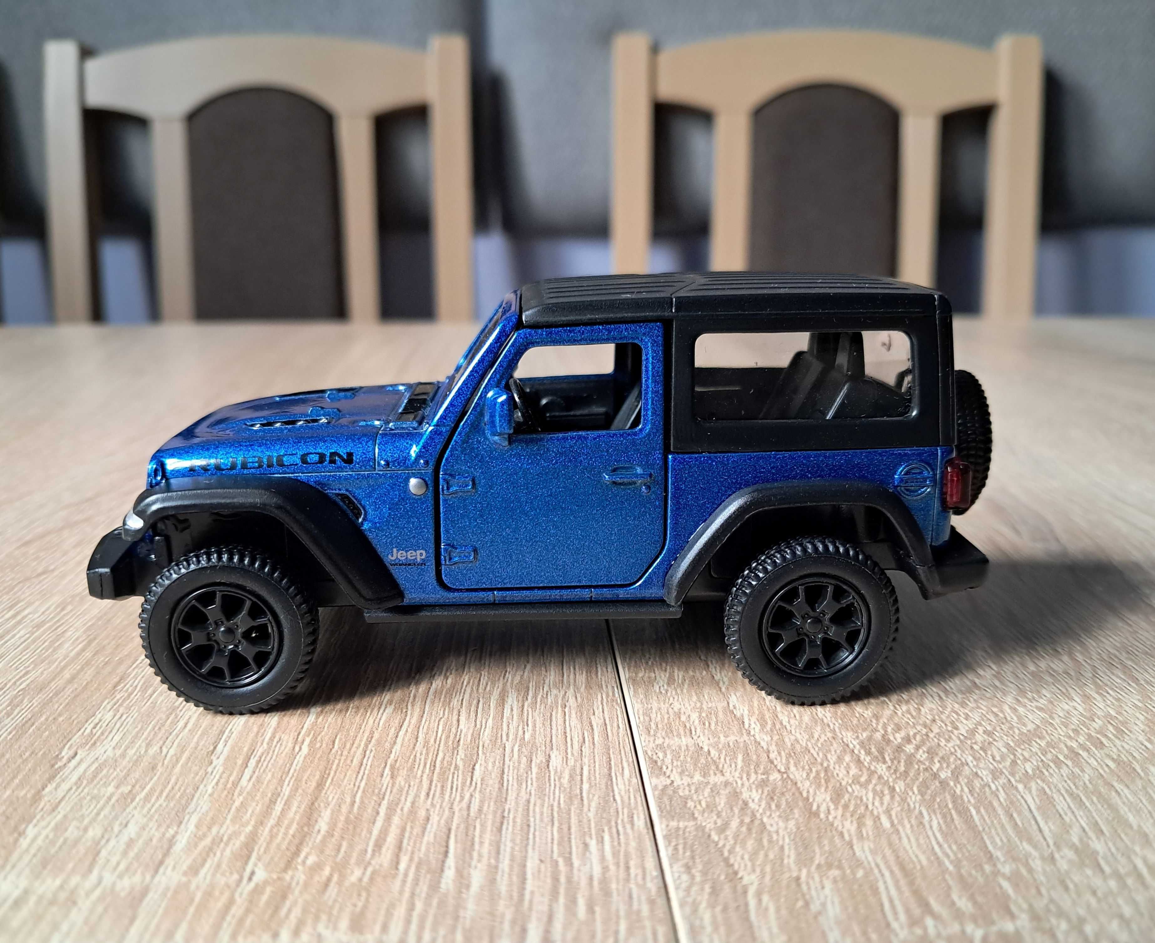 Jeep Wrangler Rubicon zestaw cabrio i dach firmy RMZ. Skala 1:34