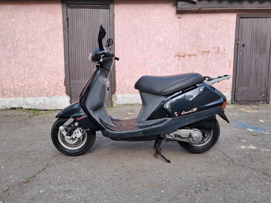 Мопед, скутер Honda Lead АФ 20