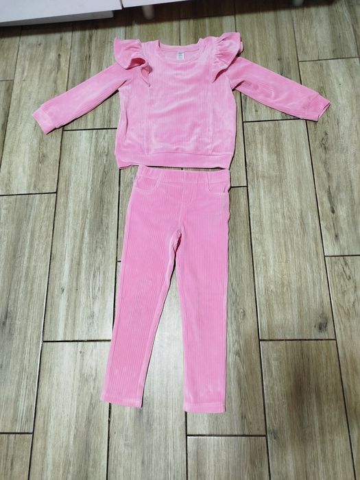Dres dla dziewczynki r116
