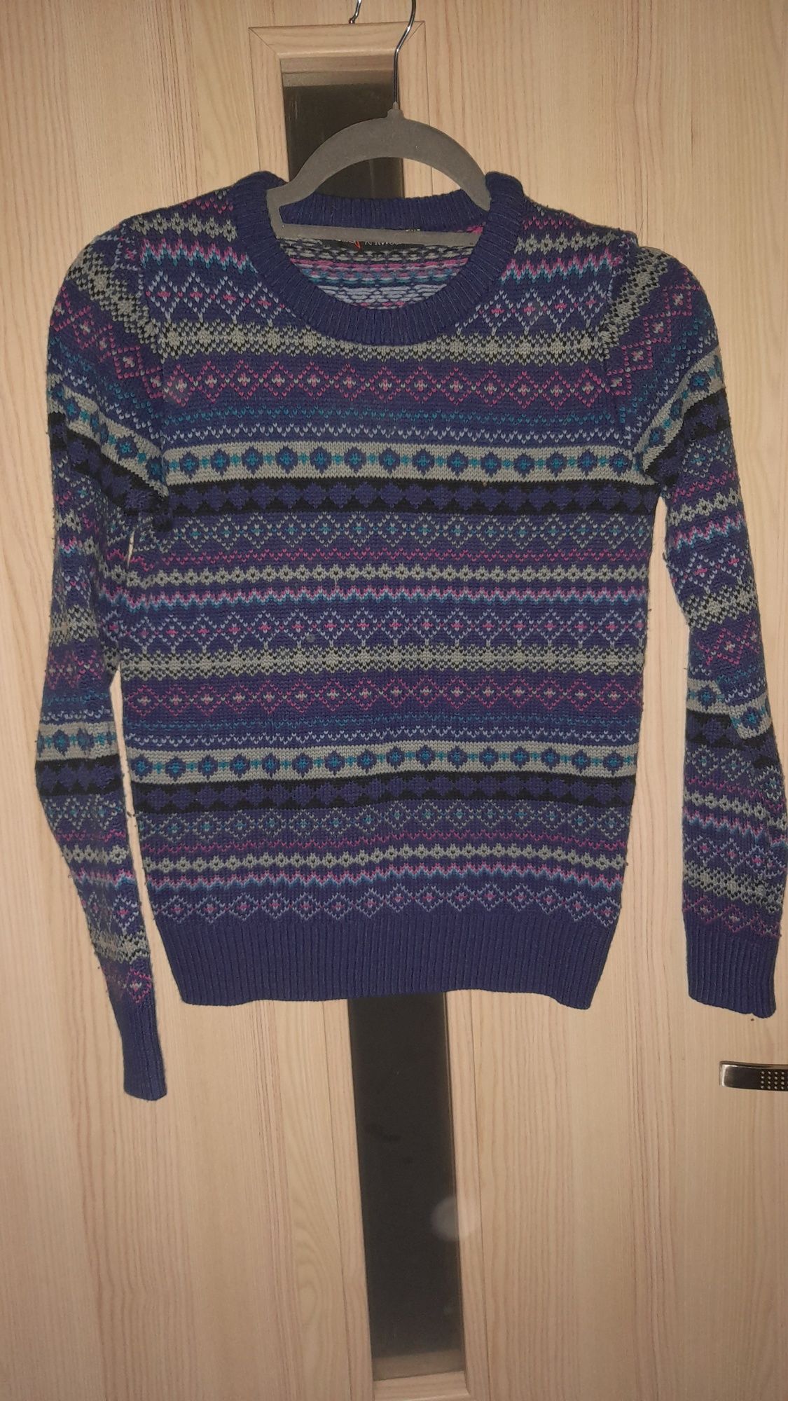 Zimowy sweter xs