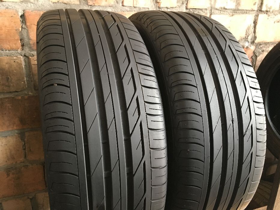 КОМПЛЕКТ шин б/у лето 225/55-R17 Bridgestone Turanza T001