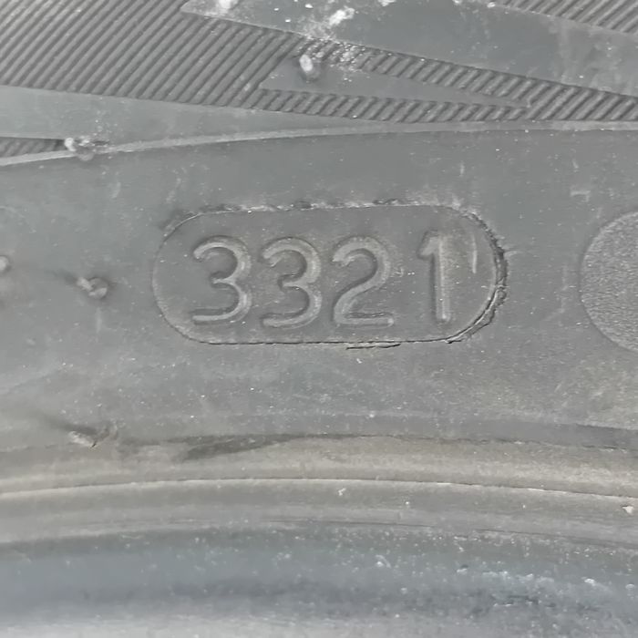 4x 225/45R17 opony zimowe Nokian WR D4 6mm 2021r (88965)