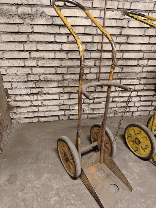 Wózek do transportu butli gazowych