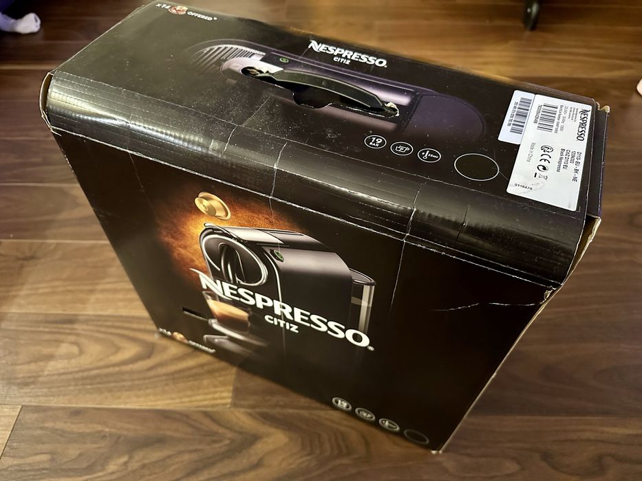 Delonghi Citiz Preta - Nespresso