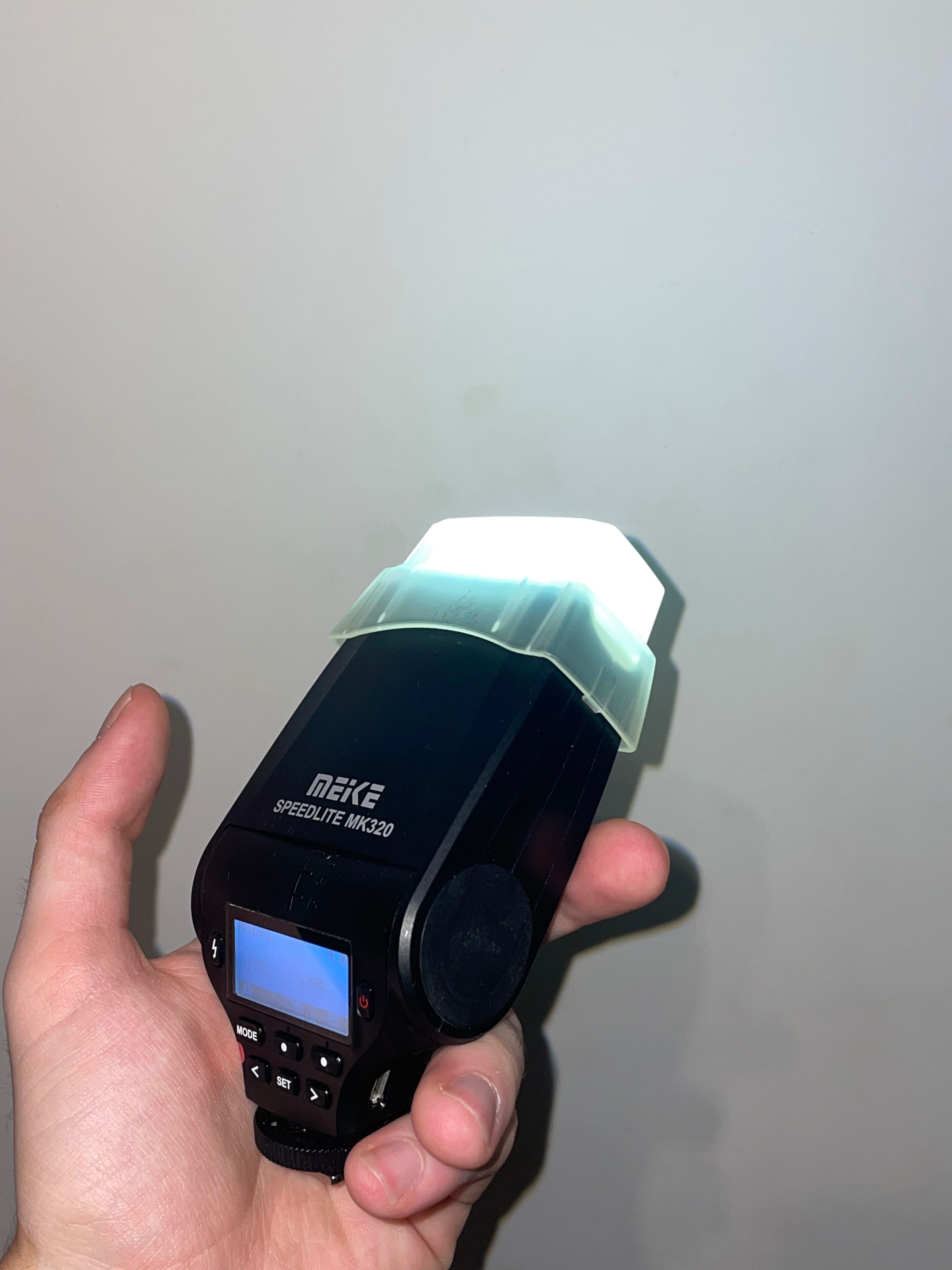 Flash Meike Speedlite MK320