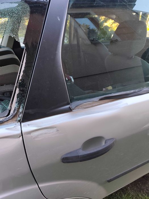 Ford focus MK2 kombi 2005r. 1.6 benzyna 74 kW 101 km