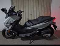 Mota honda forza 125 ano 2021 com 250 km. Valor 4500 euros negociáveis