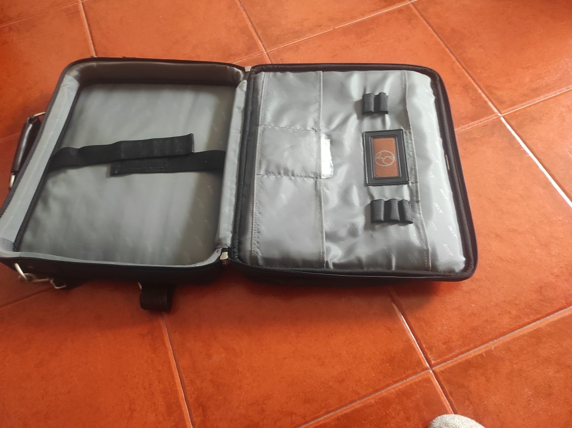 Mala para PC, marca Acer
